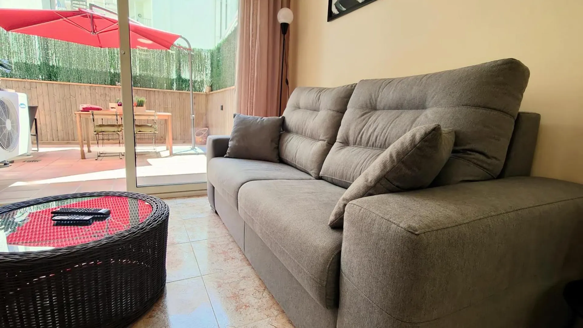 Renthappydays Comme Chez Soi B 5 Apartment Lloret de Mar